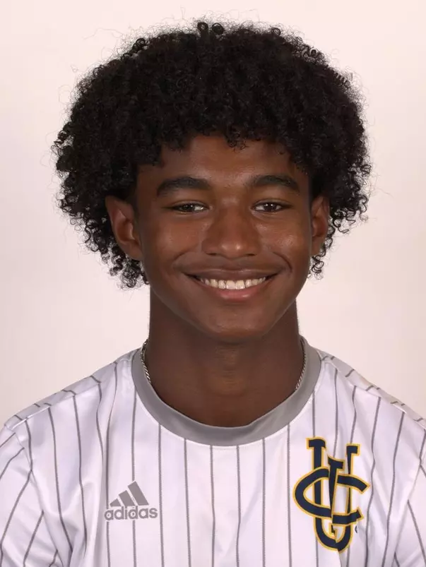 roman-warren-uci-msoc-2021-headshot