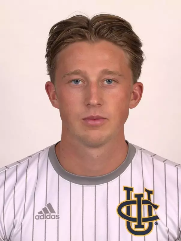 victor-sandsmarkevensen-uci-msoc-2021-headshot
