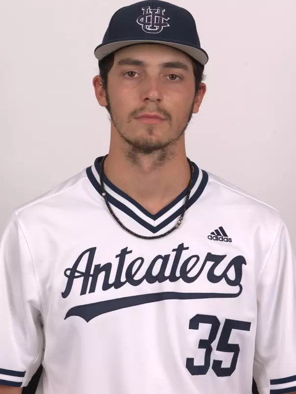 tanner-brooks-uci-bsb-2022-headshot