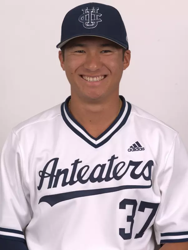 taishi-nakawake-uci-bsb-2022-headshot