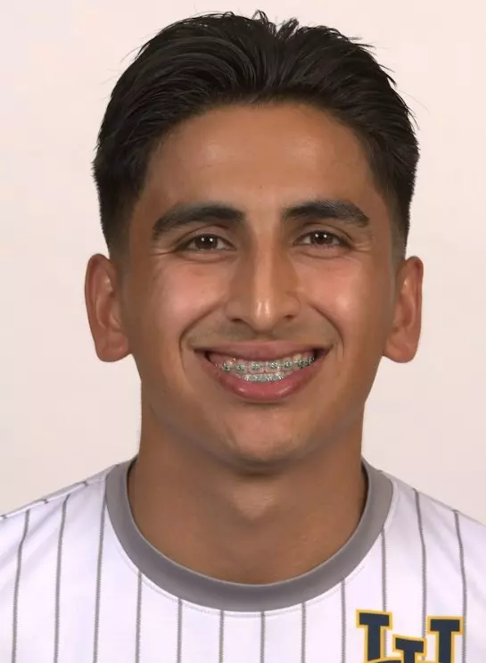 juan-barragan-manzo-uci-msoc-2022-headshot