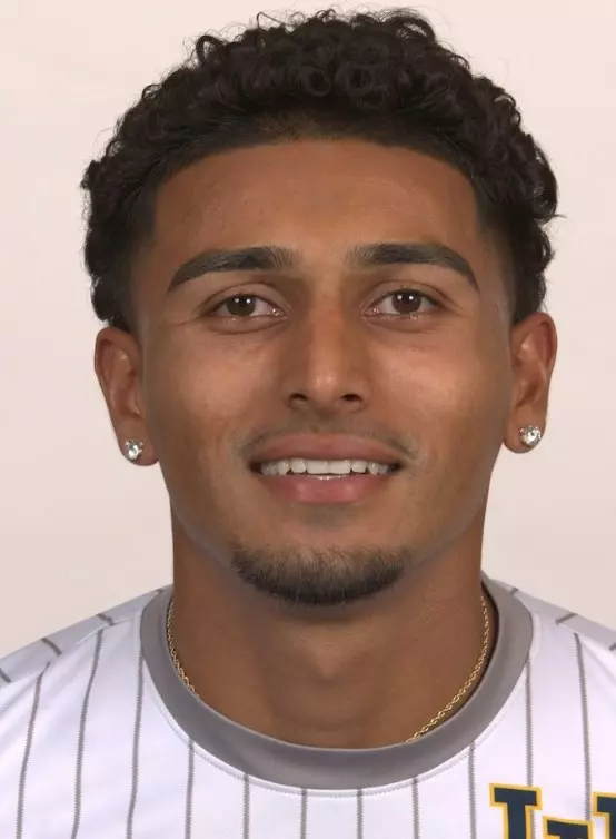 ashish-chattha-uci-msoc-2022-headshot
