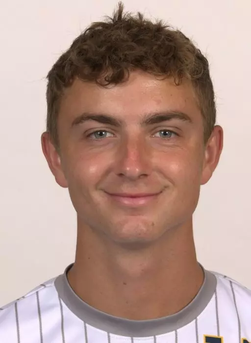 jake-means-uci-msoc-2022-headshot