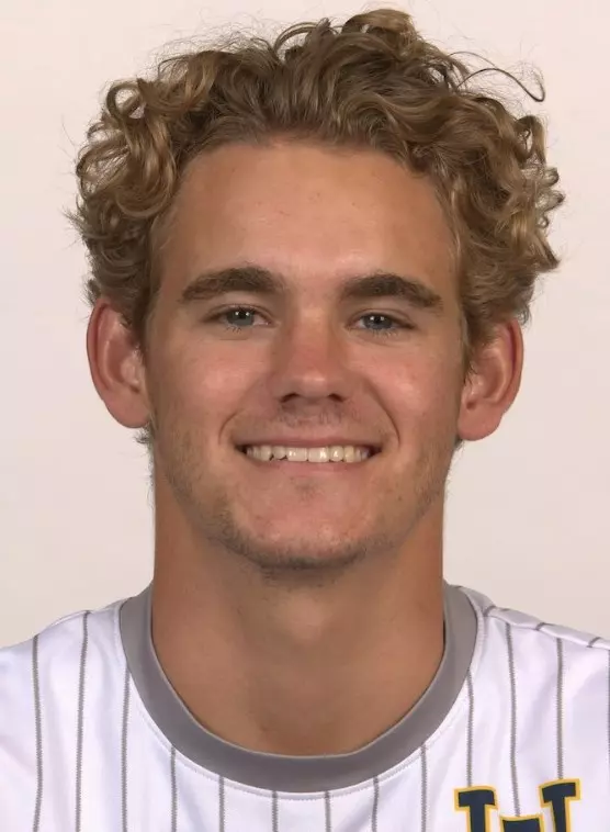 kellan-barry-uci-msoc-2022-headshot