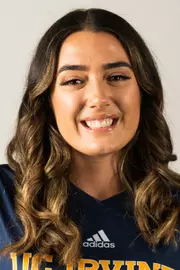 maddy-chavez-uci-wsoc-2022-headshot