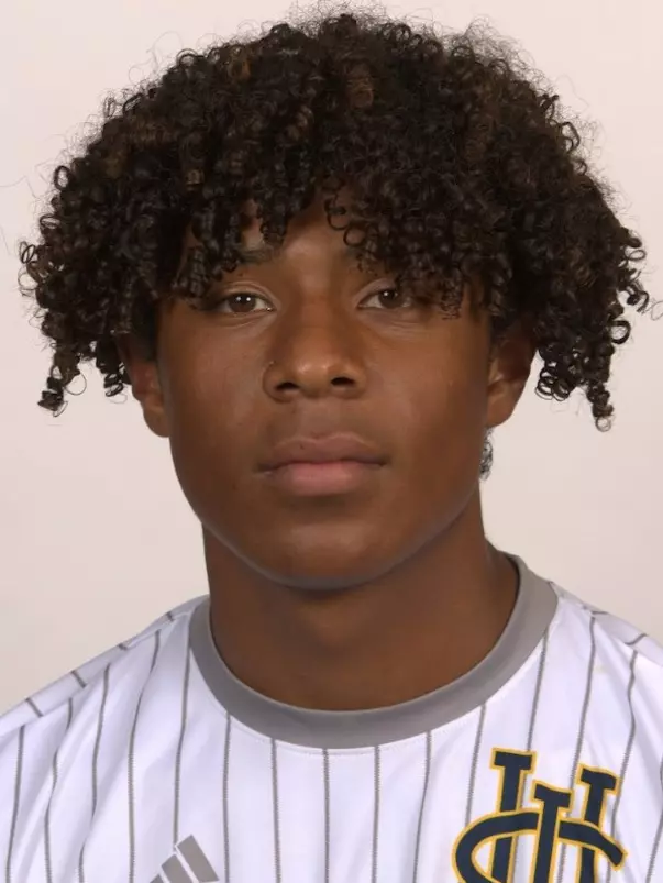 isaac-powell-uci-msoc-2022-headshot