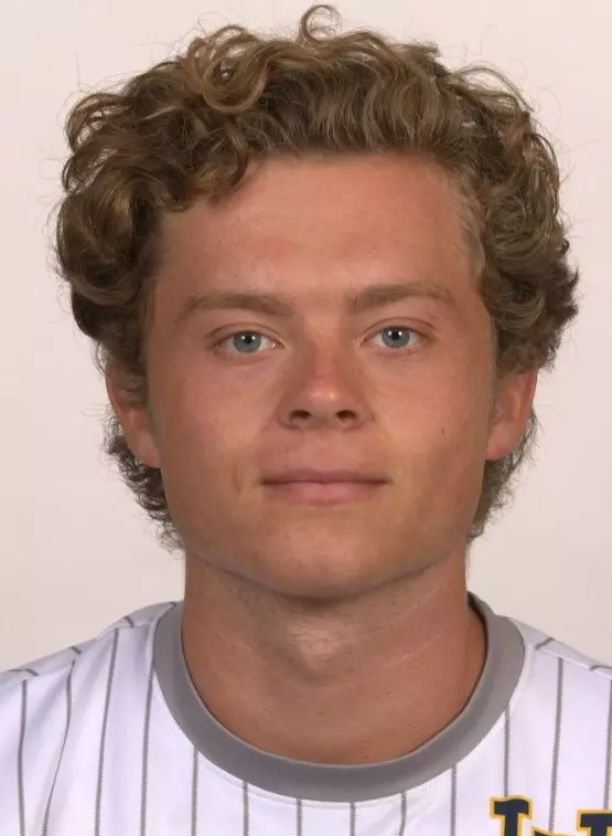 noah-clarkson-uci-msoc-2022-headshot