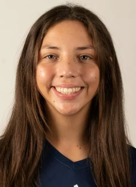 jenika-davis-uci-wsoc-2022-headshot