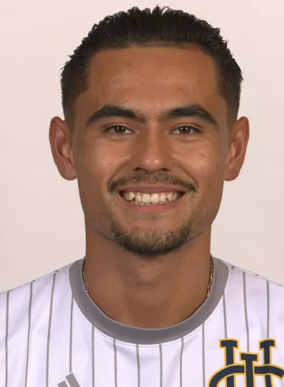 mario-anaya-uci-msoc-2022-headshot