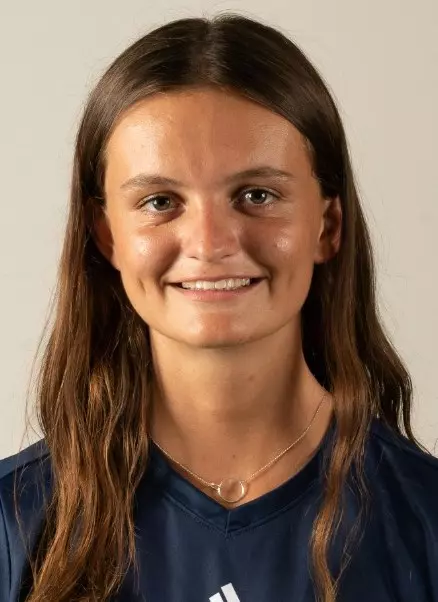 sophie-gillies-uci-wsoc-2022-headshot