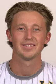 victor-sandsmark-evensen-uci-msoc-2022-headshot