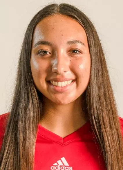 laurynn-ziller-uci-wsoc-2022-headshot