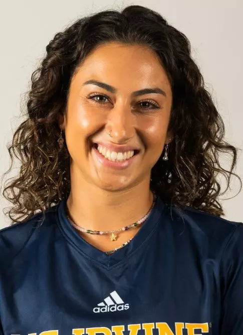 alex-jaquez-uci-wsoc-2022-headshot
