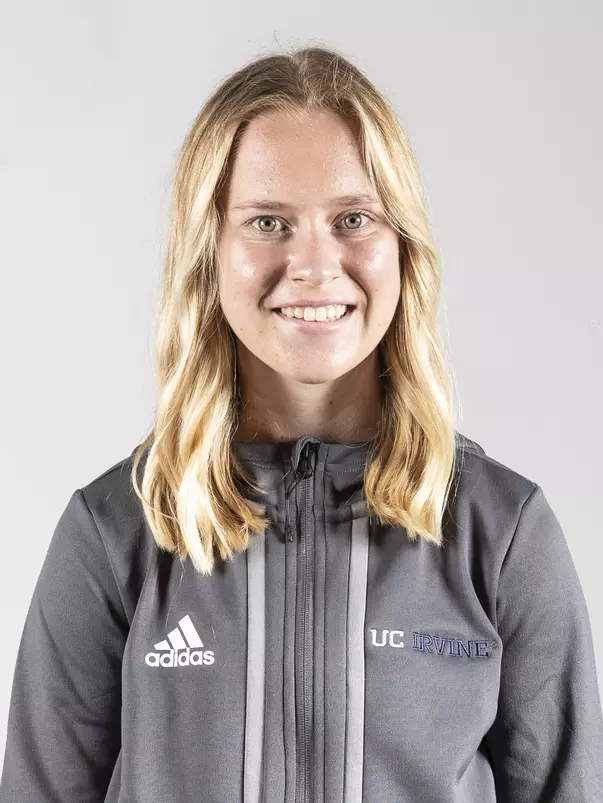 elizabeth-melcher-wxc-2022-mug