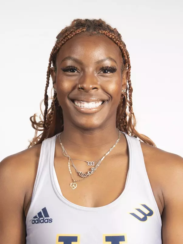 aryel-coats-wtrack-2023-mug