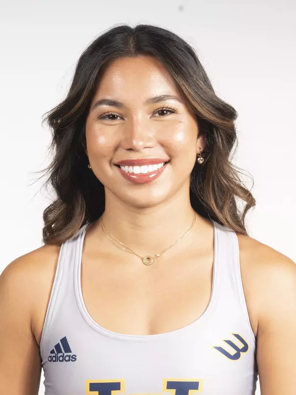 lauren-thai-wtrack-2023-mug