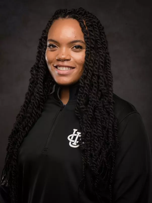 tyler-ellis-wbb-mug-crop