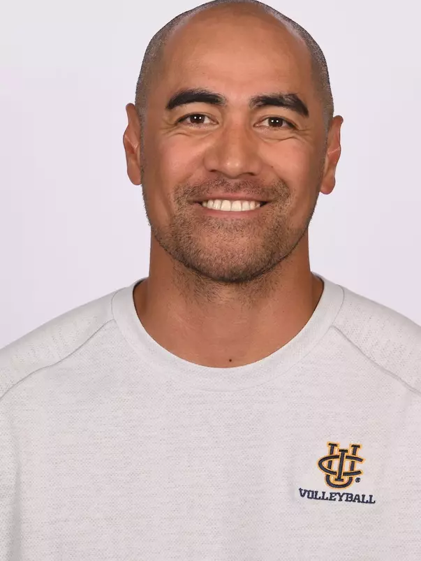 Nasrei-Tumanuvao-WVB-Assistant-Coach-23