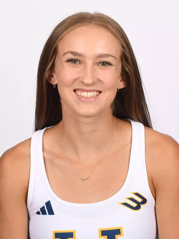 kaia-schmidt-wtrack-2023-mug