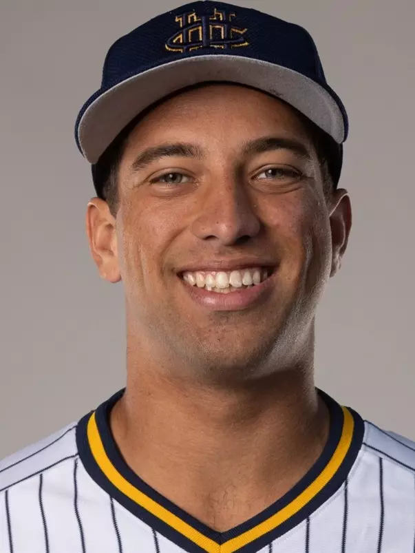 chase-call-uci-bsb-2025-headshot