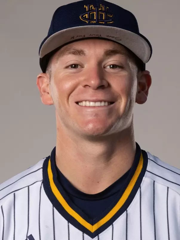 will-bermudez-uci-bsb-2025-headshot