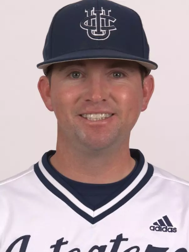 jt-bloodworth-uci-bsb-2022-headshot