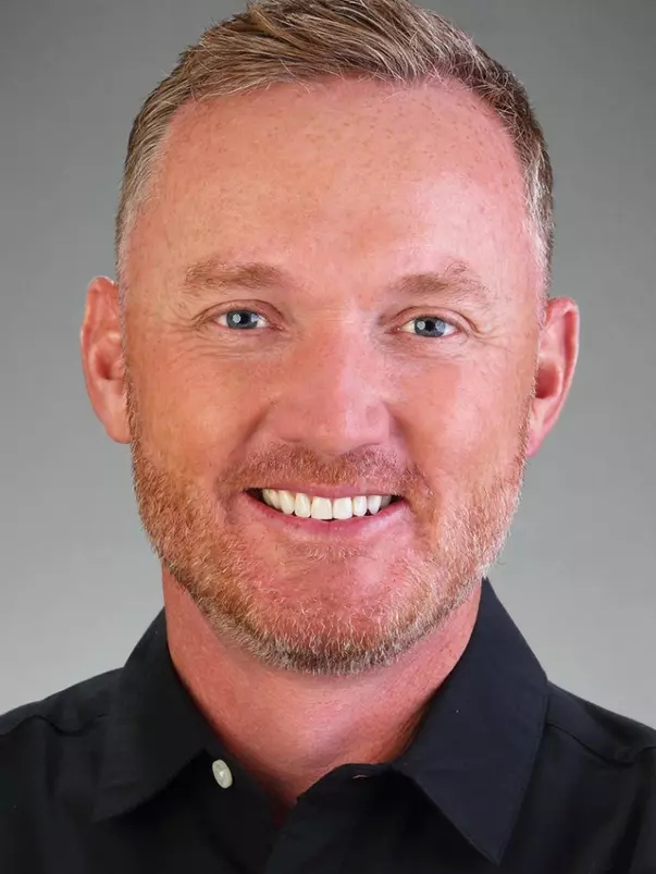 scott-juniper-uci-wsoc-2024-head-coach-headshot