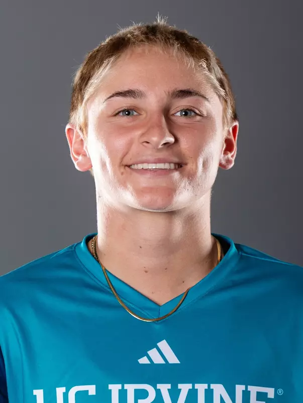alexa-peterson-uci-wsoc-2024-headshot