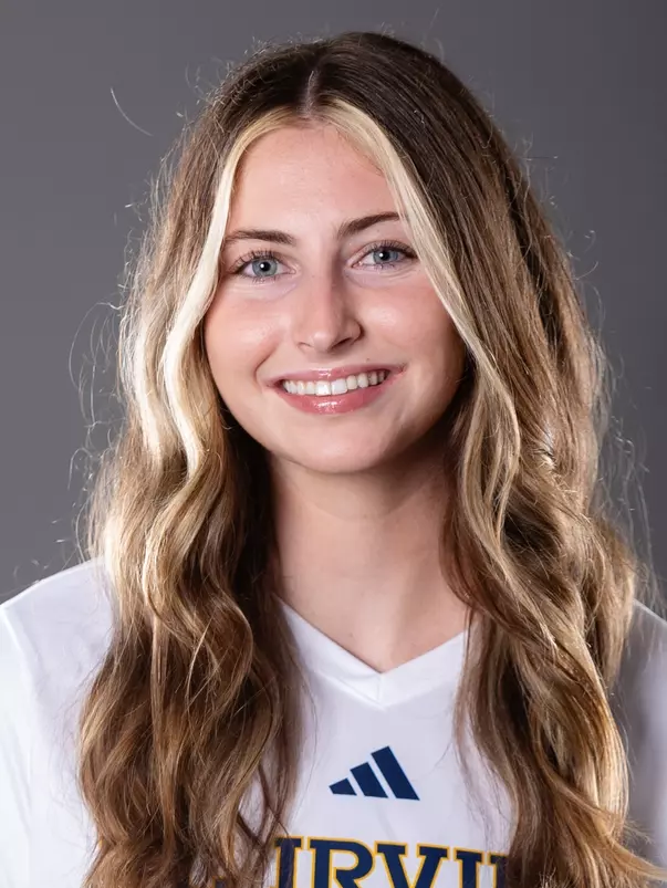 alyssa-wheeler-uci-wsoc-2024-headshot