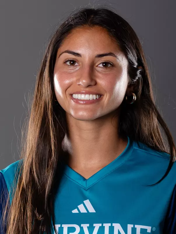 savanna-arruda-uci-wsoc-2024-headshot