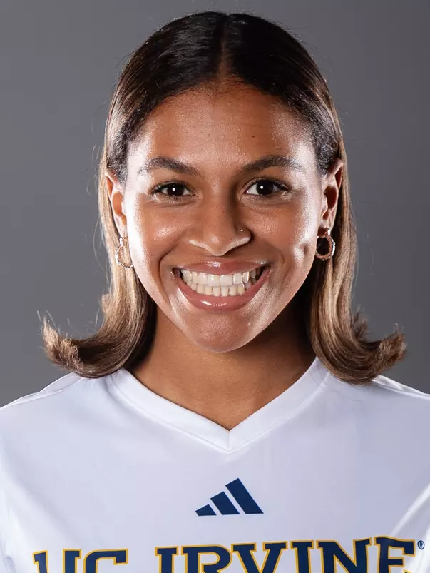 alana-odom-uci-wsoc-2024-headshot