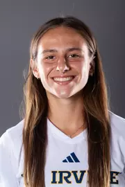 chloe-ragon-uci-wsoc-2024-headshot