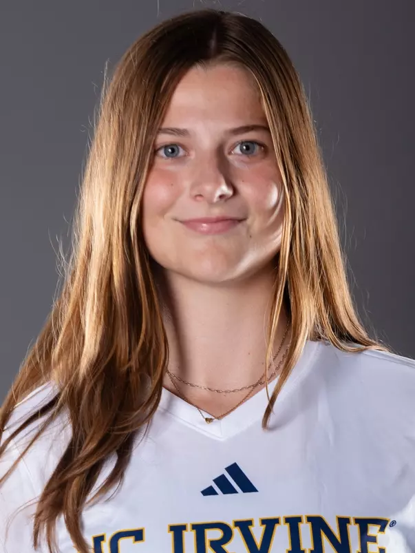 suus-debakker-uci-wsoc-2024-headshot