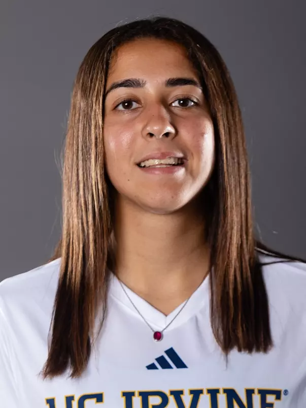 aveka-singh-uci-wsoc-2024-headshot