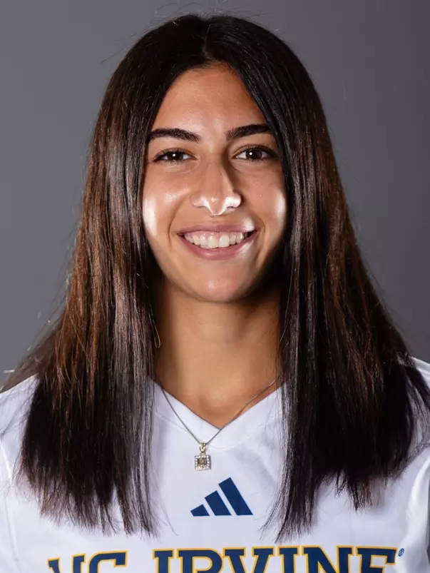 laila-elbehery-uci-wsoc-2024-headshot