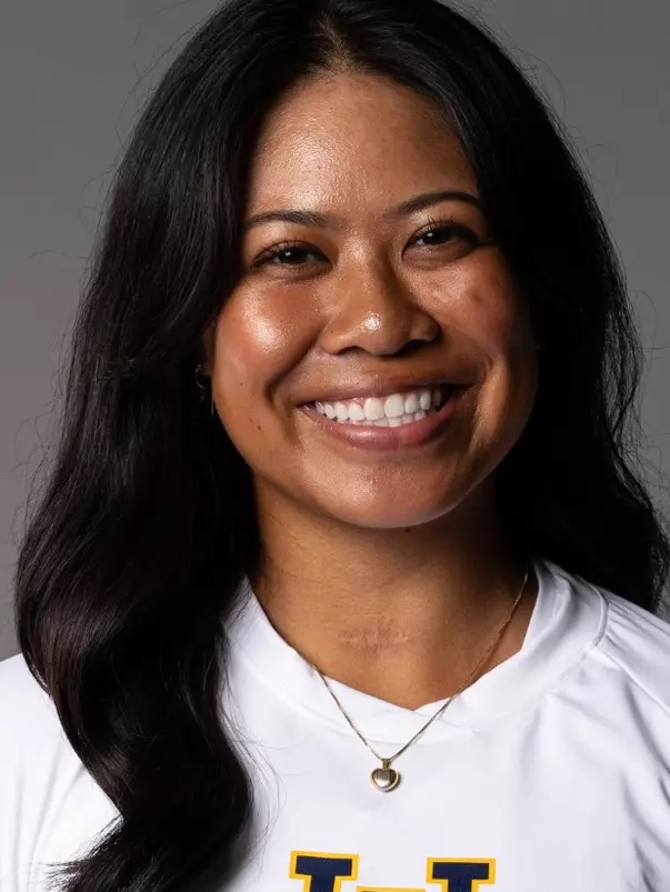 amanda-perez-uci-wten-20252026-headshot