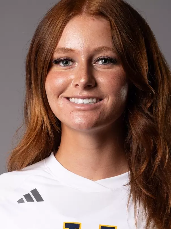 mackenzie-lukin-uci-wten-20252026-headshot