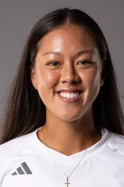 yen-nhi-huynh-uci-wten-20252026-headshot