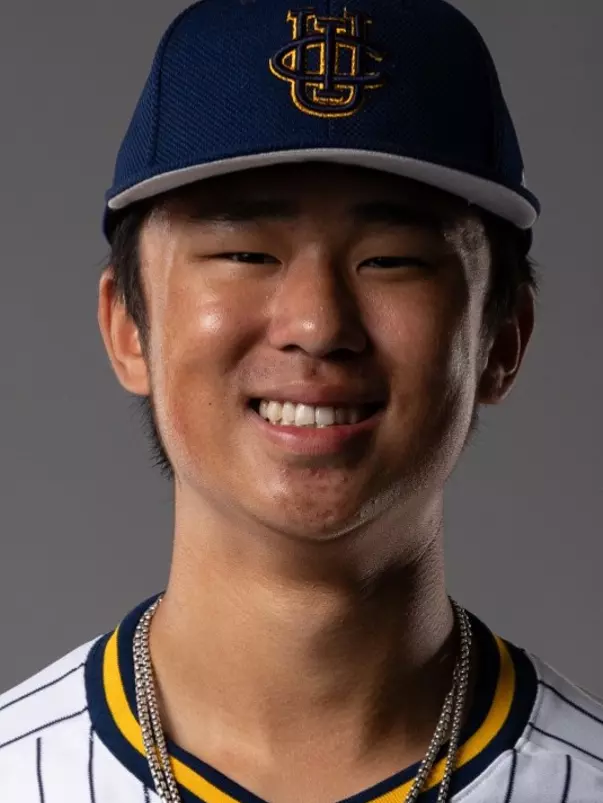 theo-kim-uci-bsb-2026-headshot