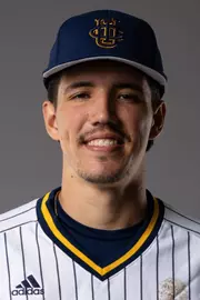 noah-alvarez-uci-bsb-2026-headshot
