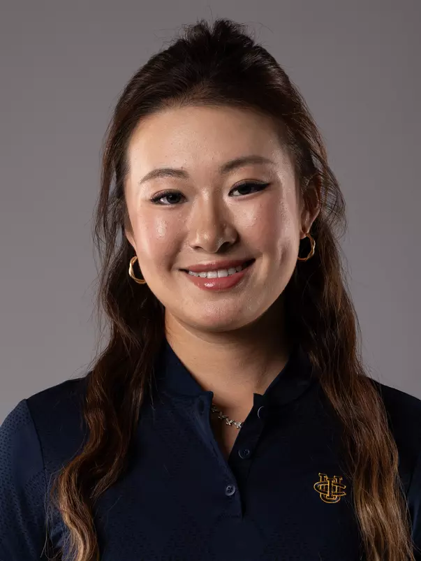 Apple-Zheng-Wgolf-25-26