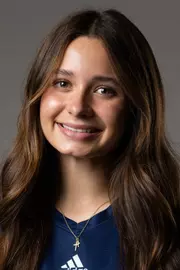 lianna-tsabur-uci-wsoc-2026-recruitheadshotnewcomer