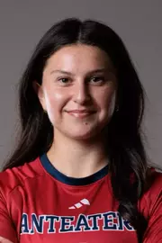 sara-paul-uci-wsoc-2026-headshot