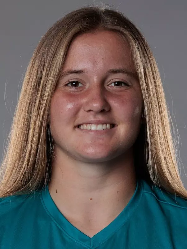 avery-gleason-uci-wsoc-2026-headshot