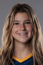 olivia-stark-uci-wsoc-2026-headshot