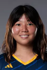 chifumi-sasaki-uci-wsoc-2026-headshot