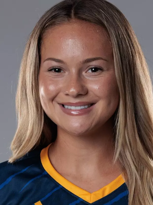 malaina-duro-uci-wsoc-2026-headshot