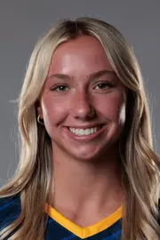 elizabeth-hayes-uci-wsoc-2026-headshot