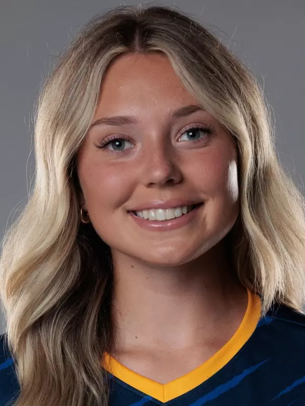mattie-gillaspy-uci-wsoc-2026-headshot