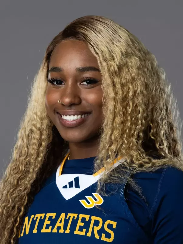 Head shot of Ahrray Young in blue jersey